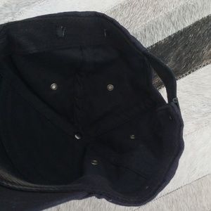 Armani Exchange Accessories - ❤ Armani Exchange fashion cap Armani Exchange Accessories - ❤ Armani Exchange fashion cap